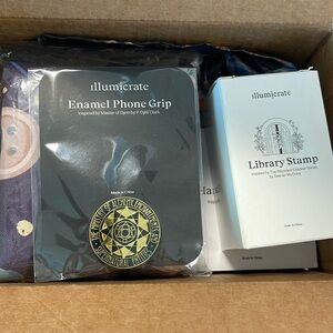 FOR TRINA: Illumicrate bundle